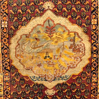 Farahan gallery rug, antique/semi-antique, approximately 409x118 cm.