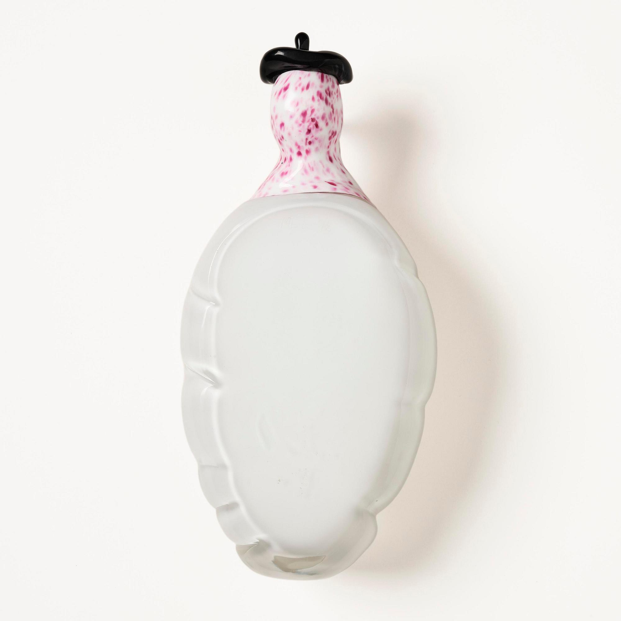 Marie-Louise Ekman, "Uccello malato con becco giallo.".