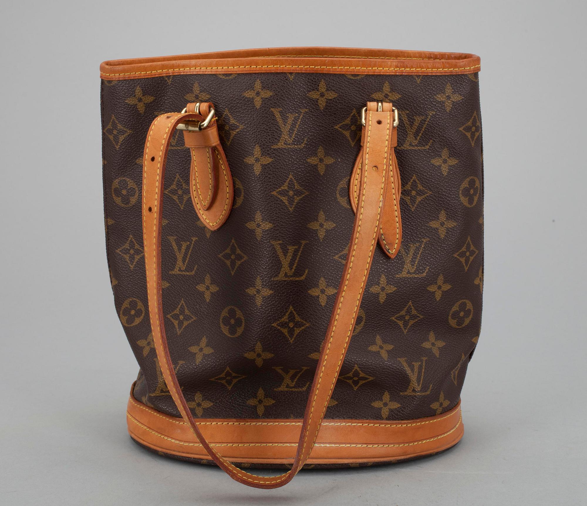 VÄSKA, "Petit Bucket", Louis Vuitton.