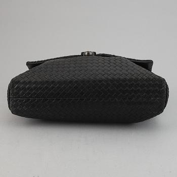 Bottega Veneta, a black intrecciato leather briefcase.