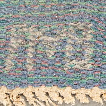 A Swedish falt weave carpet signed 202x138 cm.