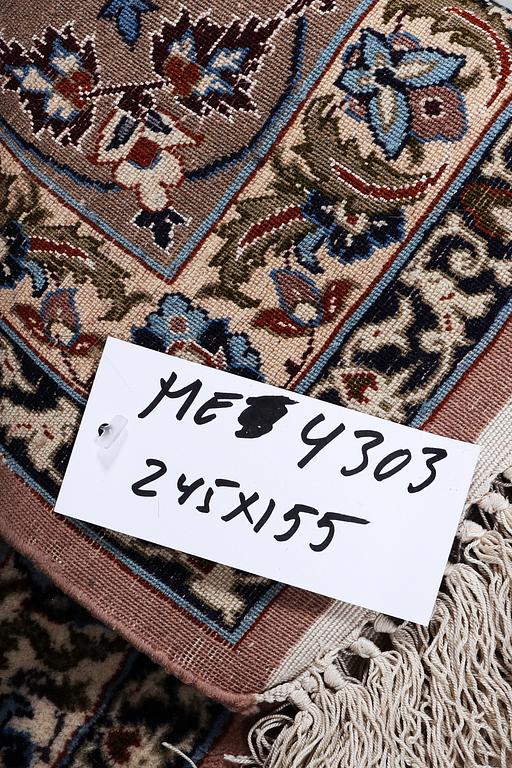 A rug, Esfahan, part silk, ca 245 x 155 cm.