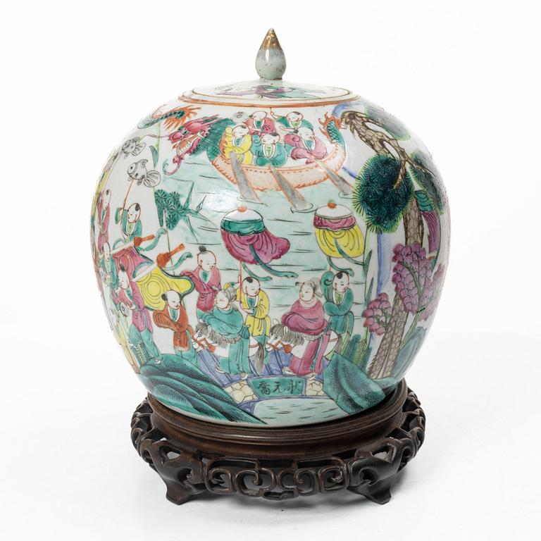 Kruka med lock, porslin, Kina, sen Qingdynasti.