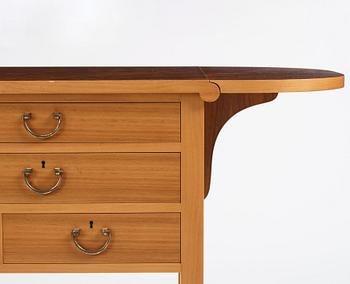 Josef Frank, sideboard, Firma Svenskt Tenn, modellnr 1148, sannolikt 1940-50-tal.