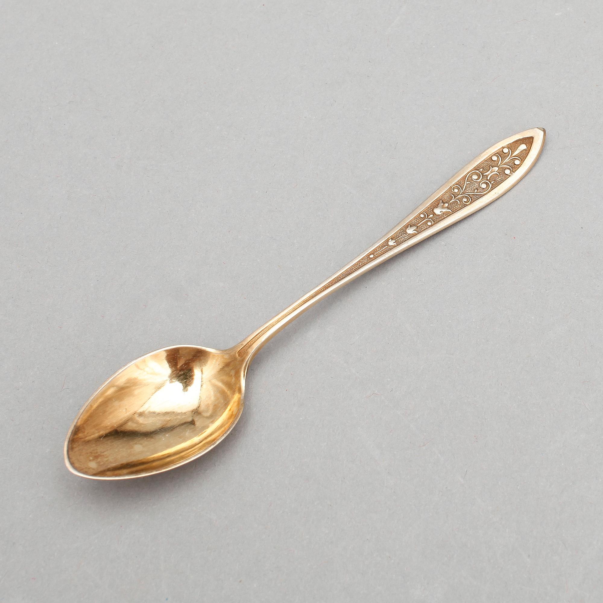 BESTICK, 3 delar, "Engelsk Snäck", och KAFFESKEDAR, 12 st, silver. Vikt 146 + 124 g.