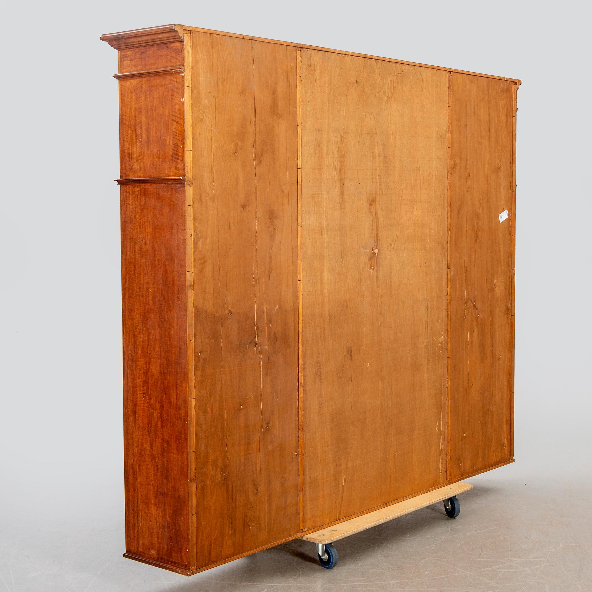 A display cabinet modern.