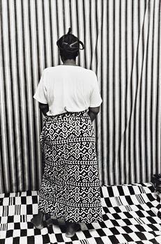 144. Malick Sidibé, "Vue de dos", 1990.