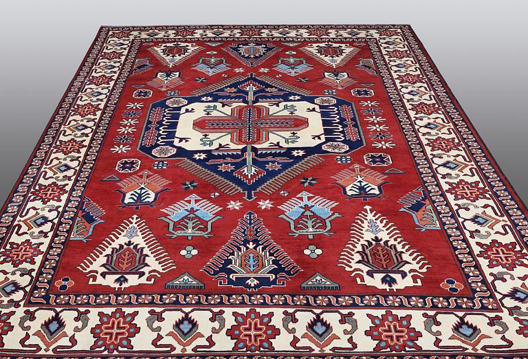 A carpet, Karadja, ca 295 x 218 cm.