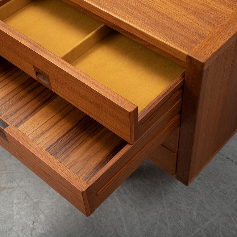 Lennart Bender, sideboard, "Corona", Ulferts, Tibro, 1960-tal.