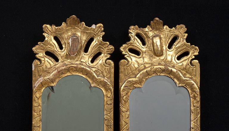 SPEGELLAMPETTER, ett par, rokokostil.