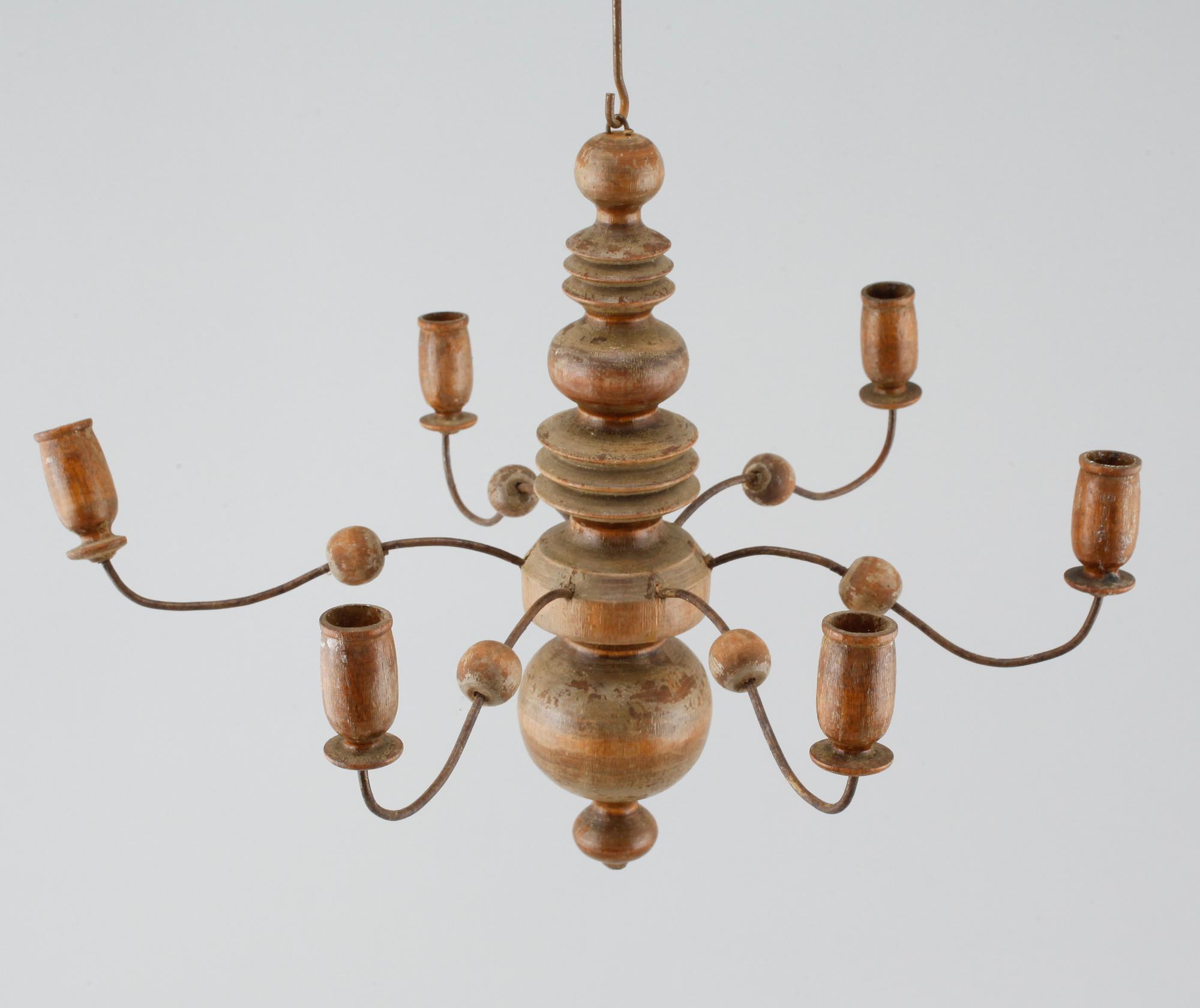 A chandelier from the 19th century.