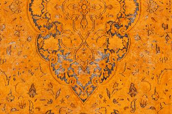 A Kerman carpet of vintage design, c 391 x 290 cm.
