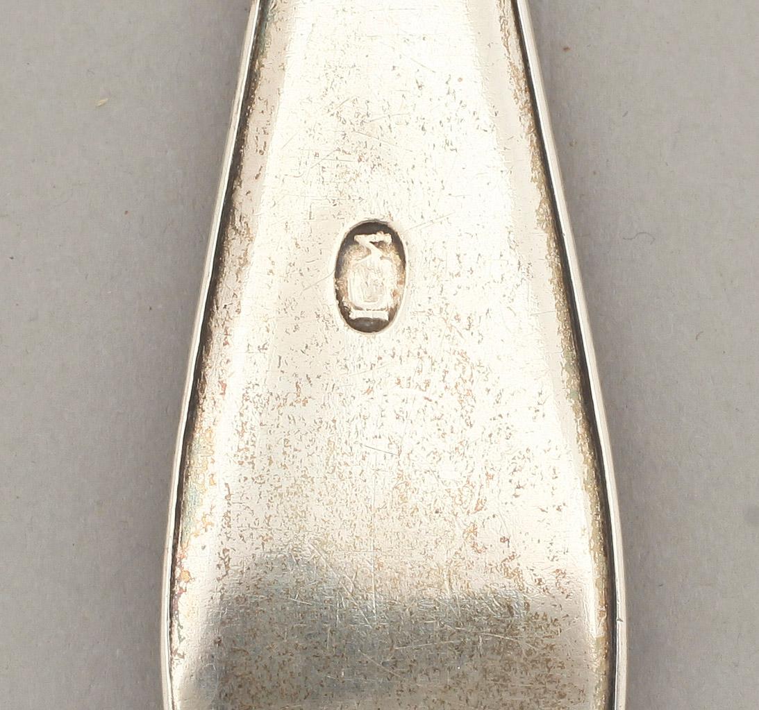 MATSKEDAR, 9 st olika, bla 5 st Zethelius och Sthlm 1774. Tot ca 660 gram.