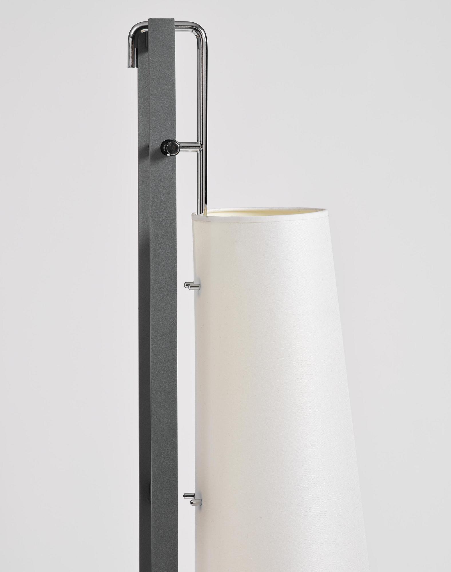 Jaime Tresserra, a pair of "Ibiza" floor lamps, Dessiè, contemporary.