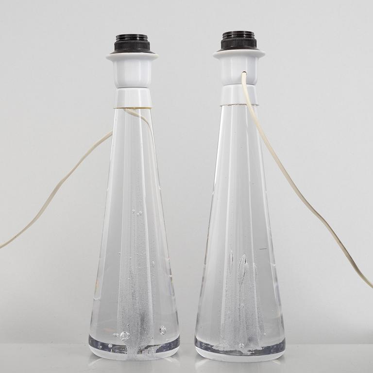 Vicke Lindstrand, bordslampor, ett par, Kosta.