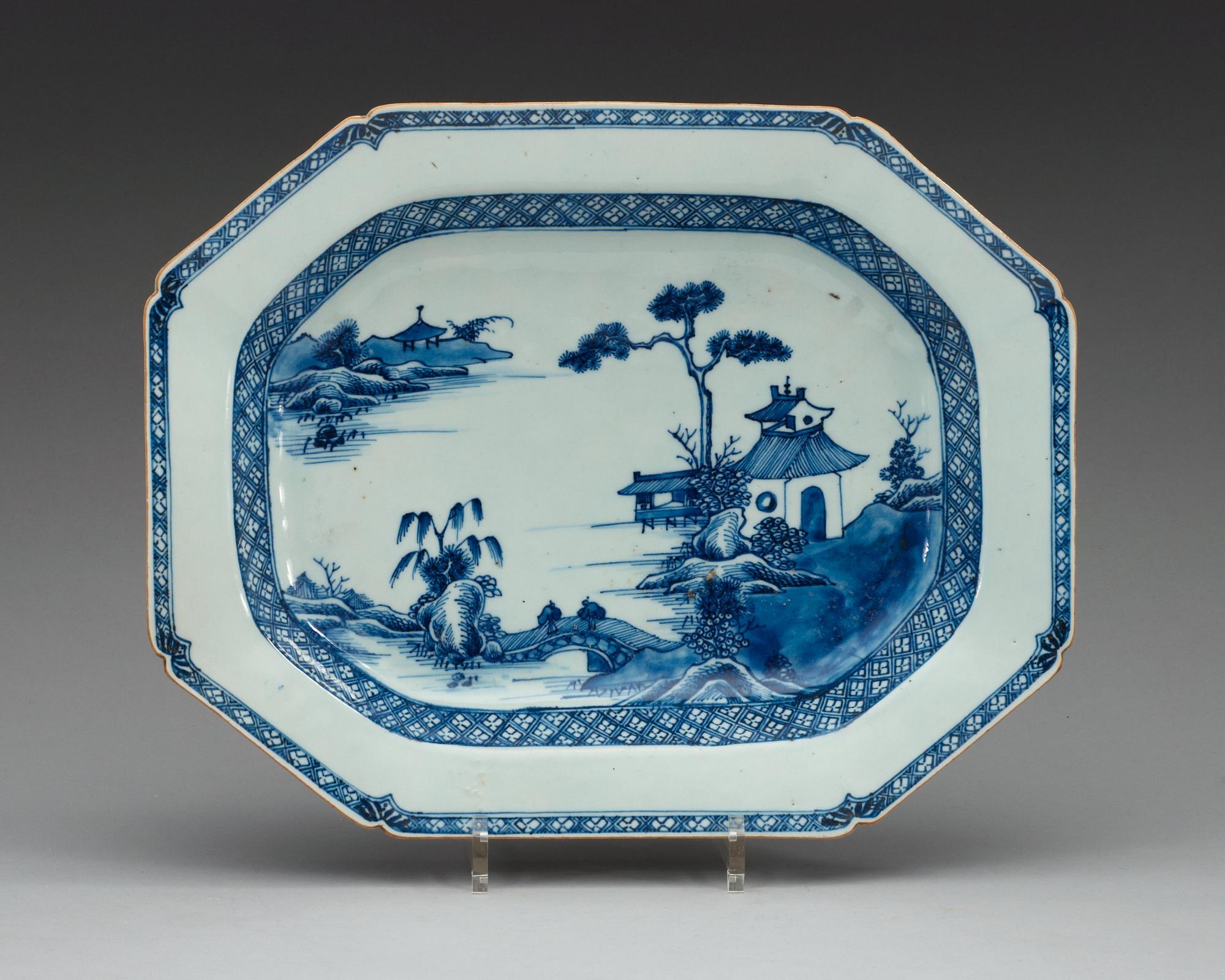 A  blue and white tureen with cover and saucer, Qing dynasty, Qianlong (1736-95).