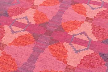 Judith Johansson, a carpet "Rödösund", flat weave, c 275 x 199 cm, signed JJ.