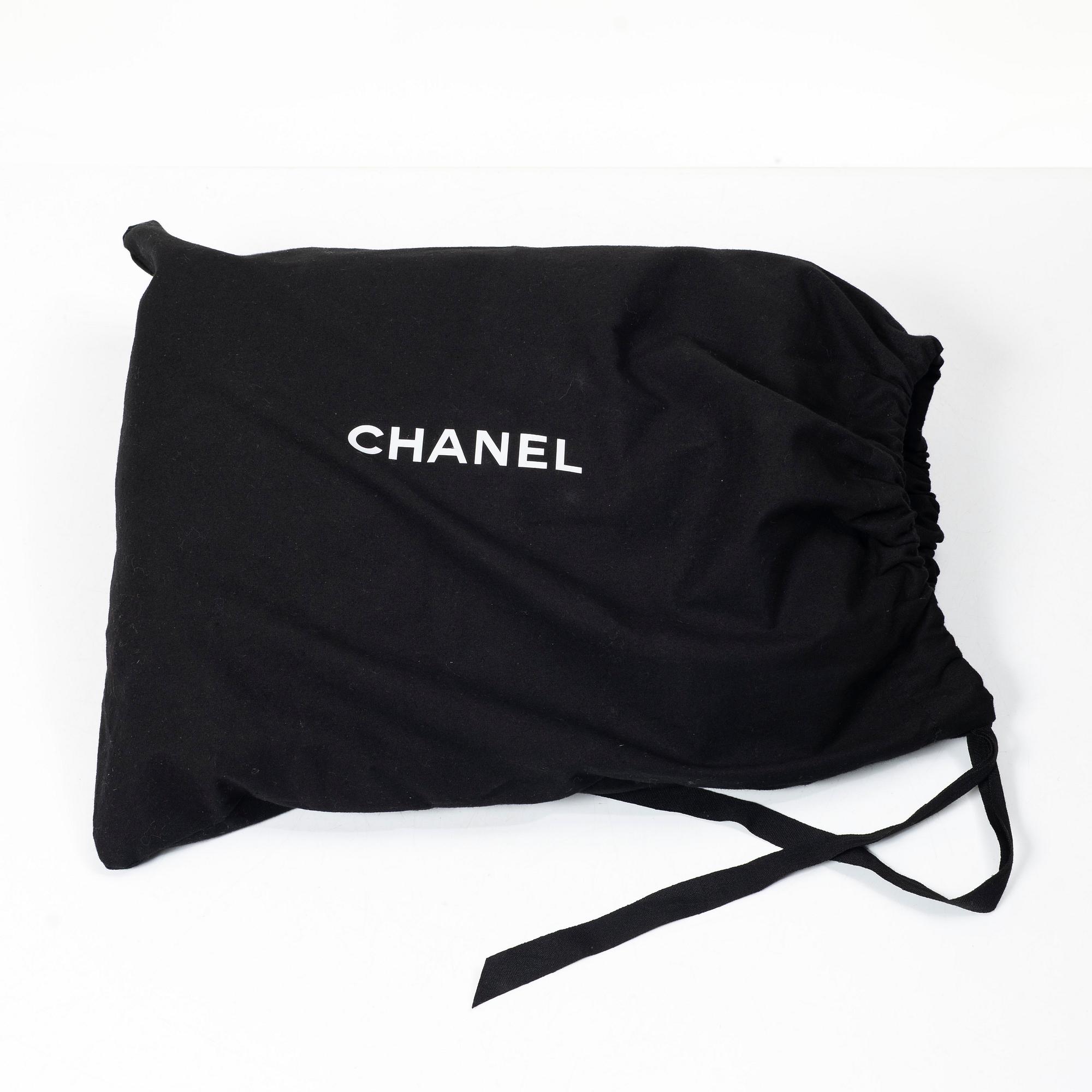 Chanel, väska, "19 Medium Flap Bag", 2021.