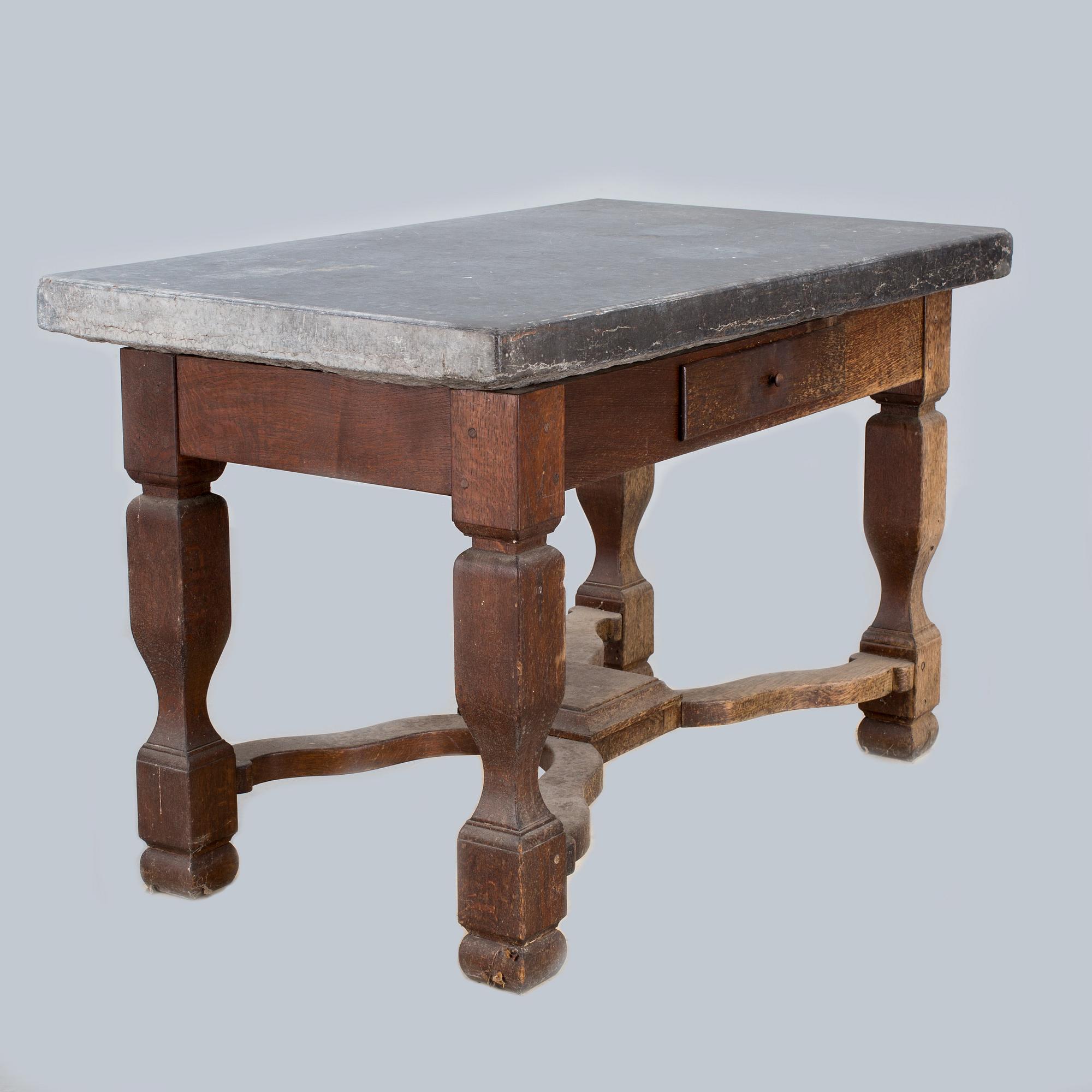 STENBORD, allmoge. 1800-tal.