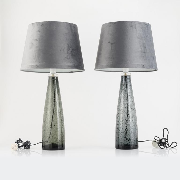 Table lamps, a pair, late 20th century.