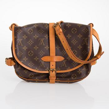 LOUIS VUITTON, 'Saumur 30' shoulder bag.