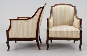 FÅTÖLJER, ett par, 1920/30-tal.