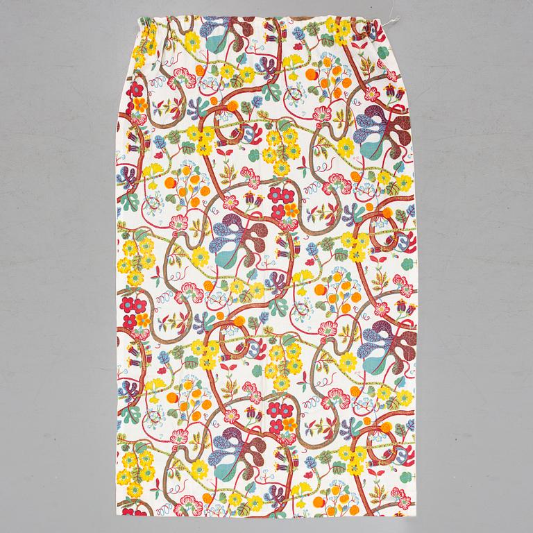 JOSEF FRANK, a 'Baranquilla' linen curtain from Svenskt Tenn.