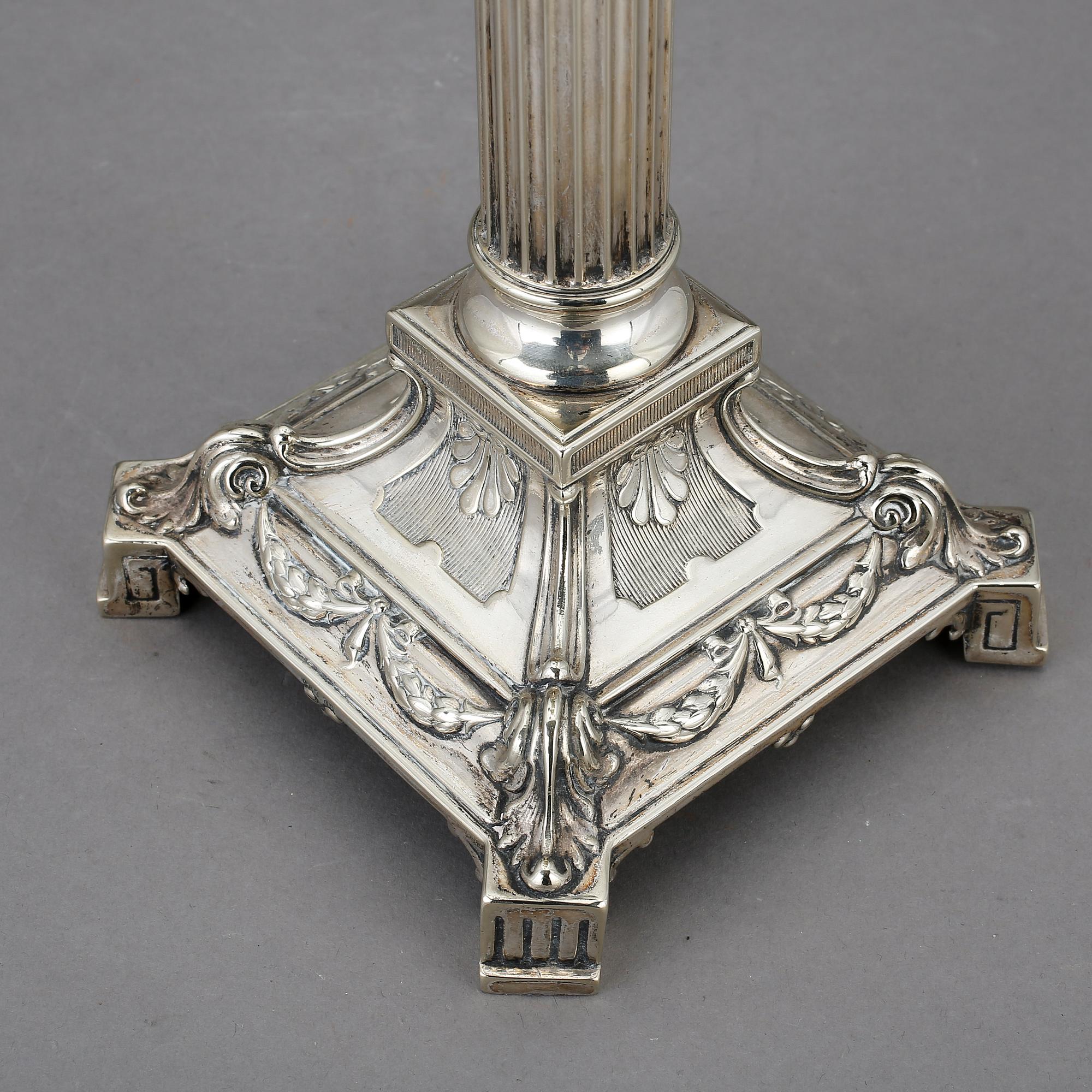KANDELABER, nysilver, 1900-talets första hälft.