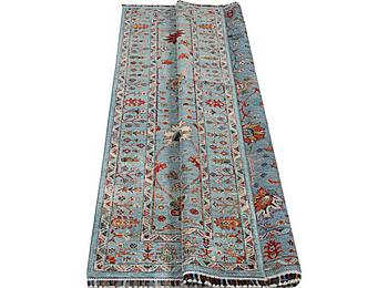 A rug, Ziegler Ariana, c. 206 x 151 cm.