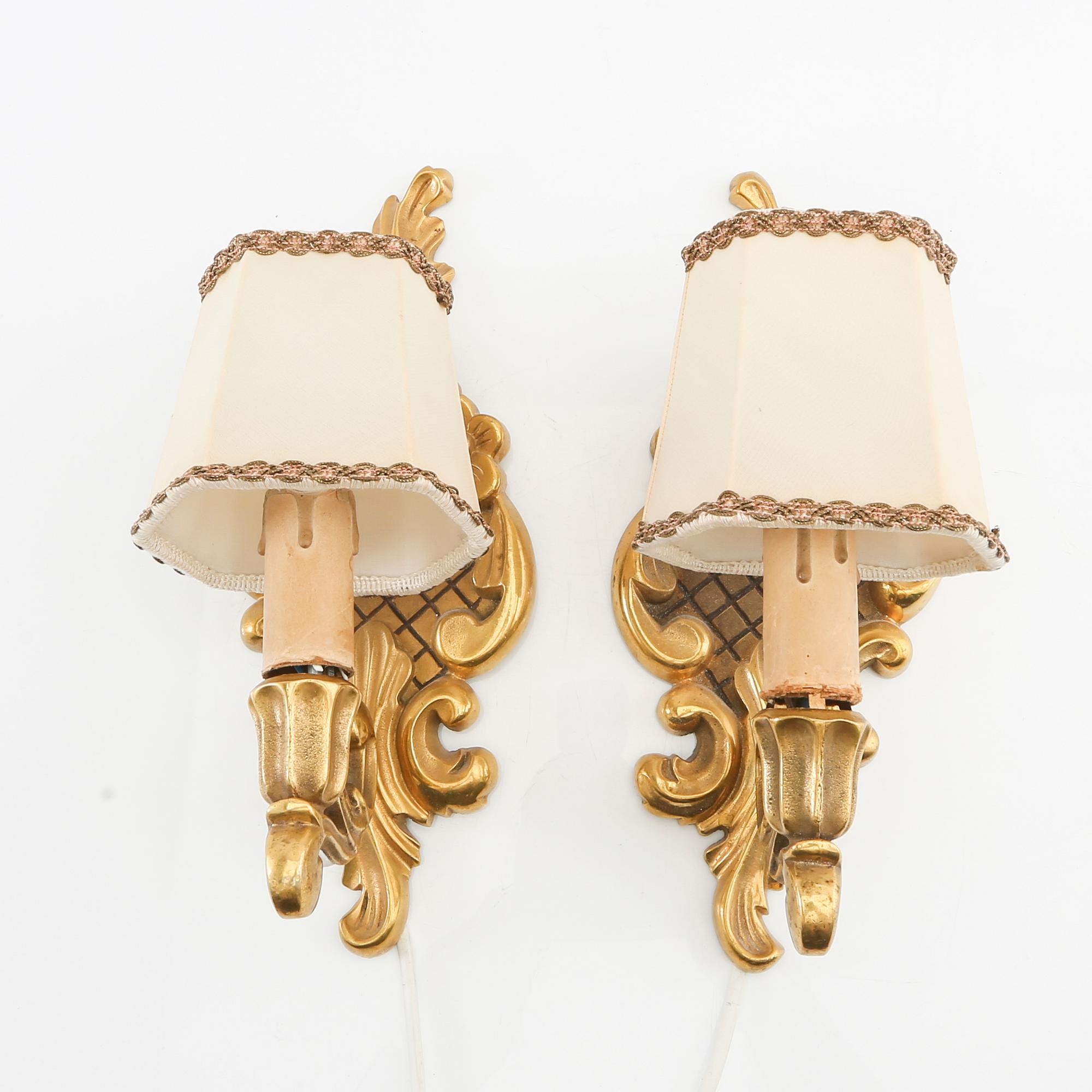 Lampetter ett par Rokoko-stil 1900-talets första hälft.
