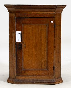 VÄGGSKÅP, 1700-tal.
