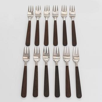 Bertel Gardberg, an 80-piece 'Lion de Luxe' cutlery set, Hackman, Finland, latter half of the 20th century.