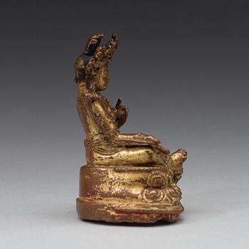 GRÖN TARA, förgylld kopparlegering. Tibet, 1500-tal eller tidigare.