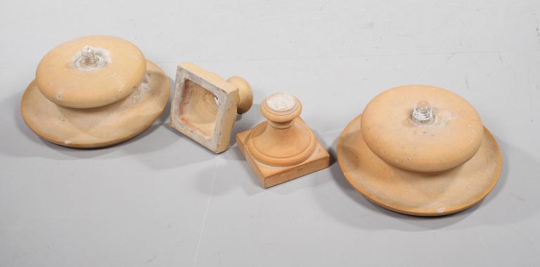 TRÄDGÅRDSURNOR, ett par, stengods, Höganäs, 1900-tal.