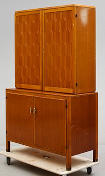 SKÅP, David Rosén, Nordiska Kompaniets "FUTURA"-serie, Nyköping, 1950-tal, brickmärkt.