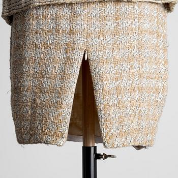 Chanel, suit, two-piece, vintage. Size Fr 36.