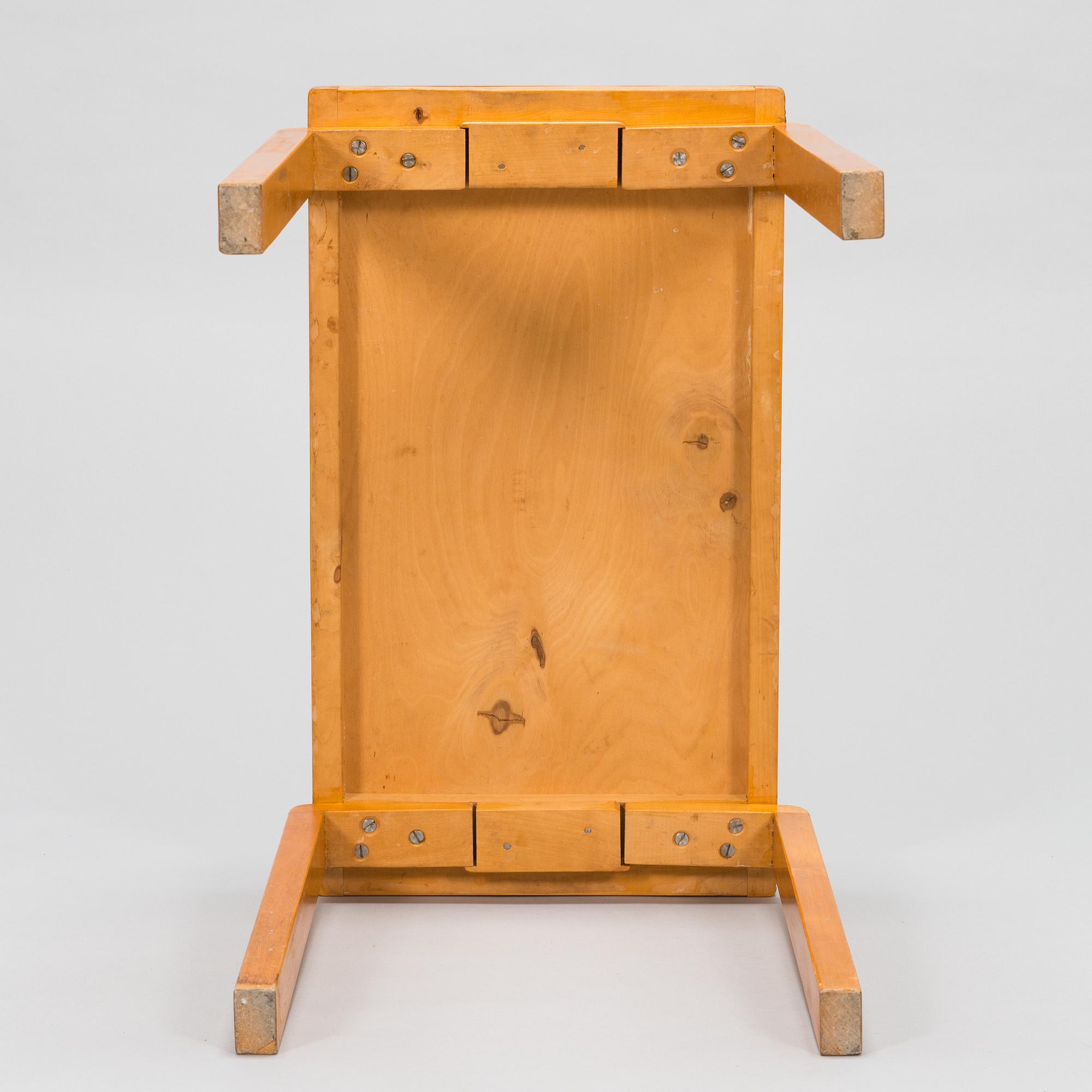 Alvar Aalto, bord, modell 86 för O.Y. Huonekalu- ja Rakennustyötehdas A.B. 1940-tal.