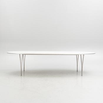 Bruno Mathsson, a 'Superellips' dining table from Fritz Hansen.