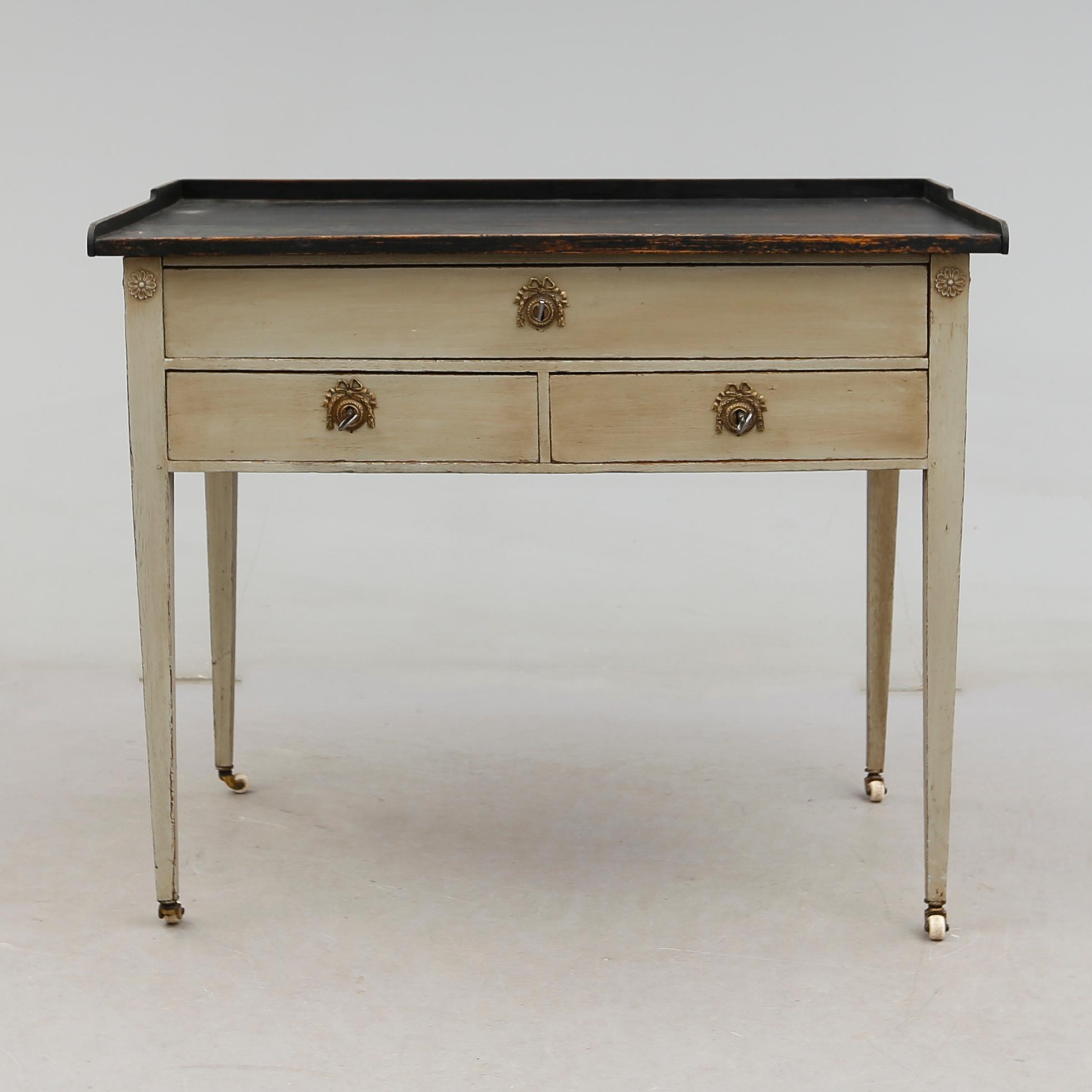 SKRIVBORD, 1800-talets mitt.