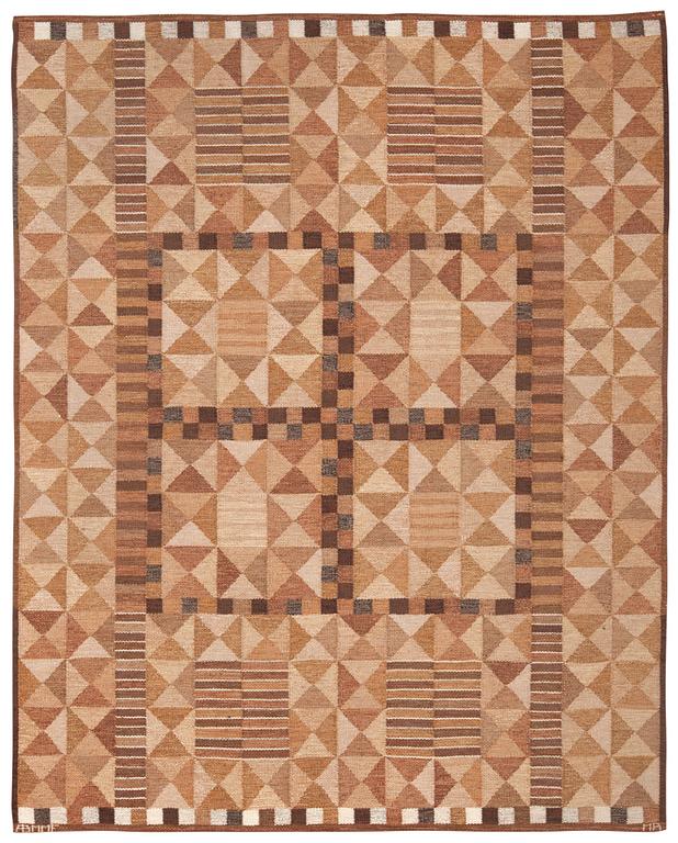 CARPET. "Rubirosa, Zoegas". Tapestry weave (gobelängteknik). 255 x 201,5 cm. Signed AB MMF MR.