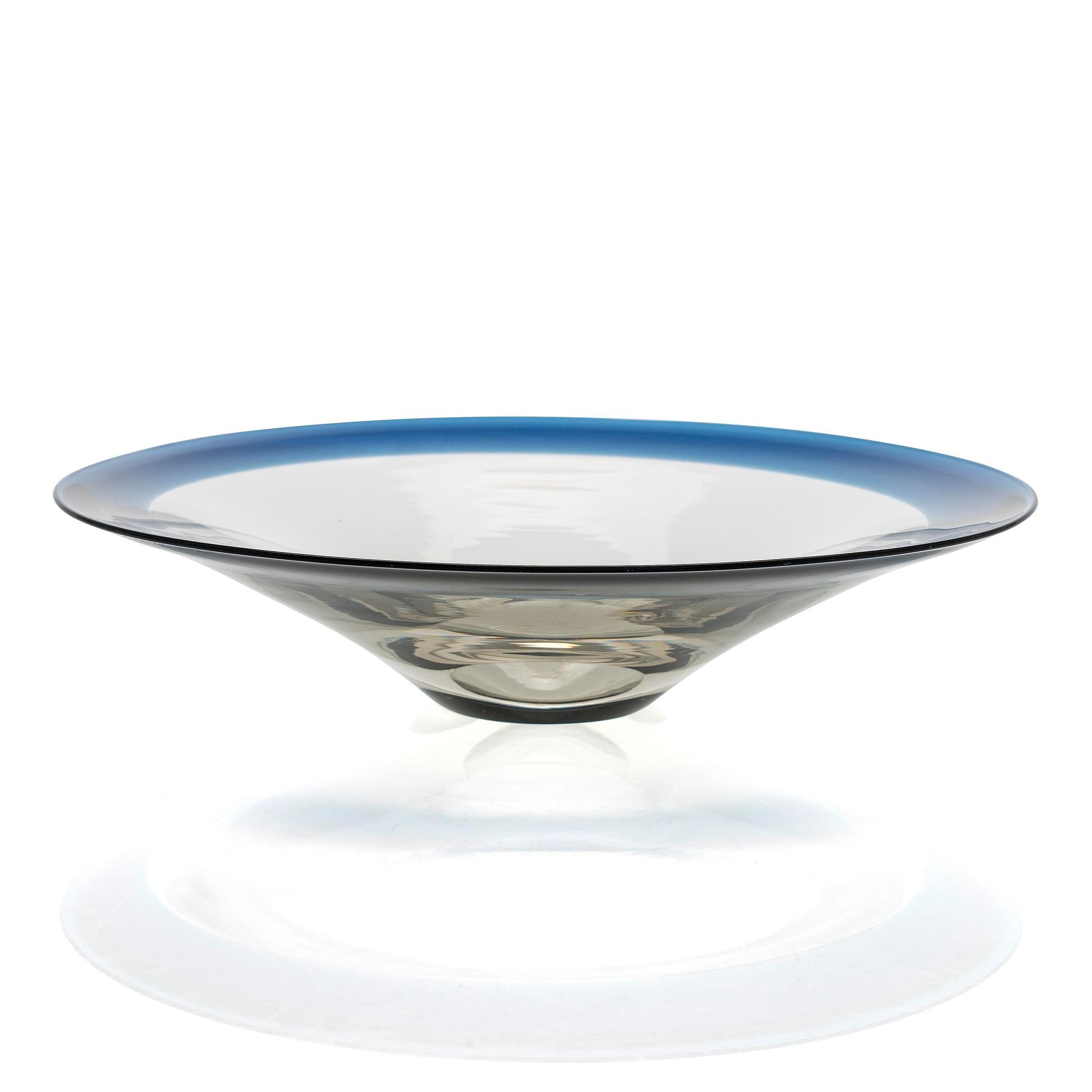 Timo Sarpaneva, a bowl signed Timo Sarpaneva iittala -60.