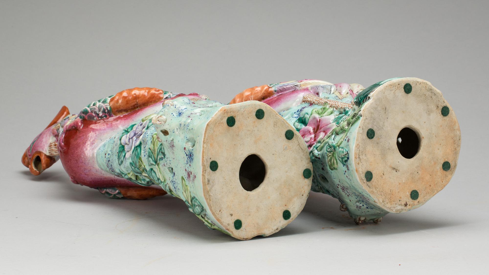 FIGURINER, ett par, porslin. Kina, sen Qing dynasti.