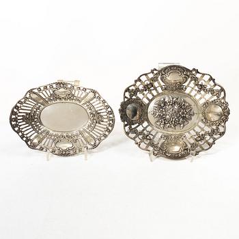 Gallerskålat, 2 st, silver, 1900-tal.