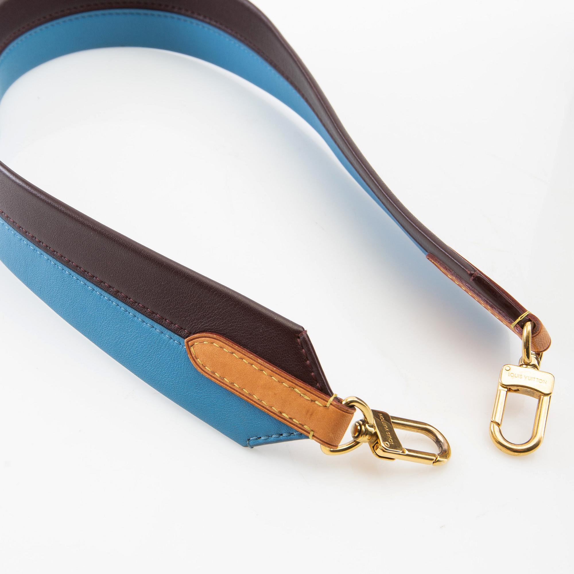 Louis Vuitton,.