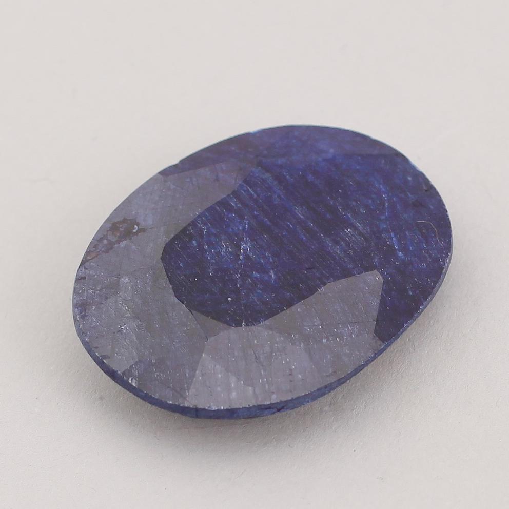 SAFIR, ca 131 ct, ca 26 gram.