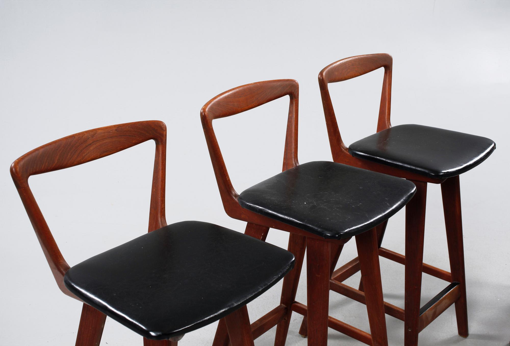 Five bar stools from Brande Möbelindustri, Denmark made in the 1960s.