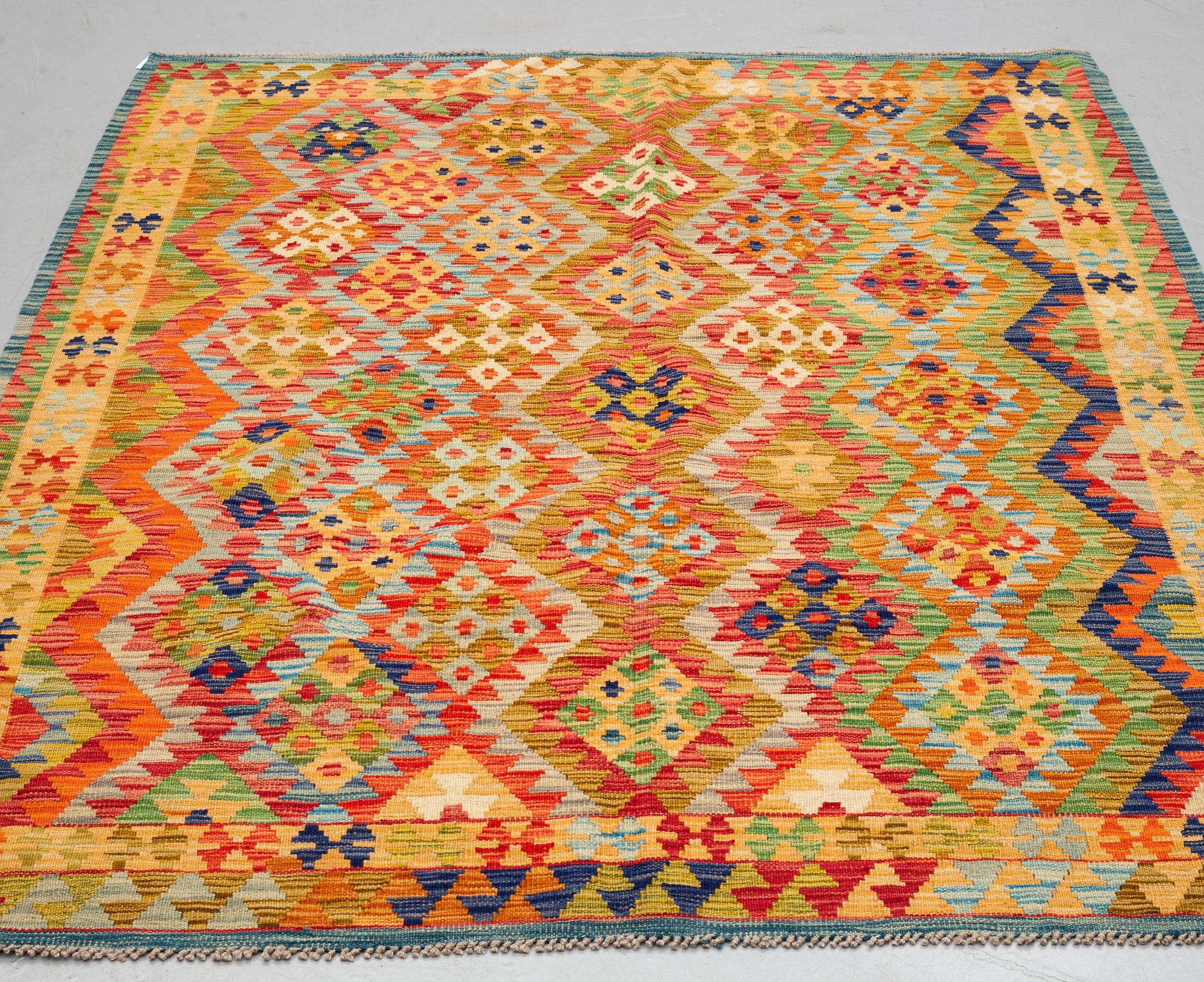 A RUG, kilim, ca 208 x 165 cm.