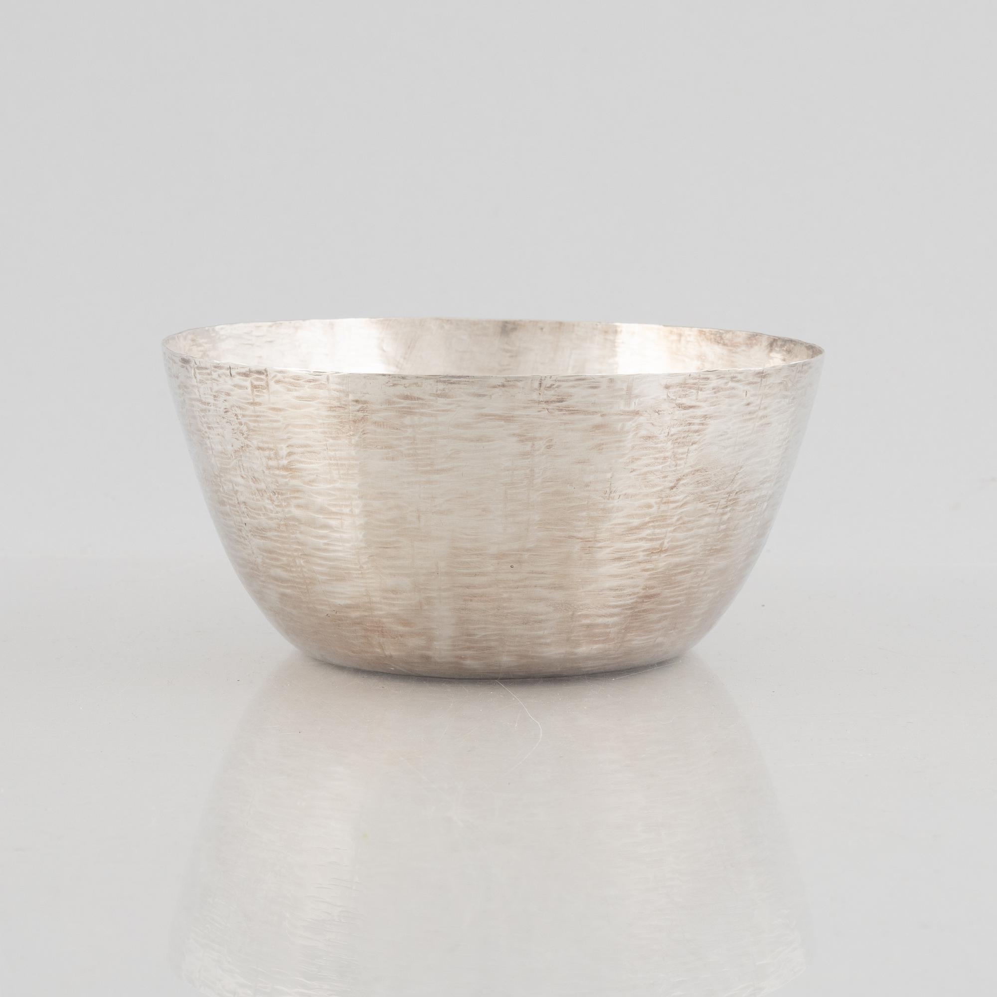 Tapio Wirkkala, a sterling silver bowl, Kultakeskus Oy, Hämeenlinna, Finland 1972.