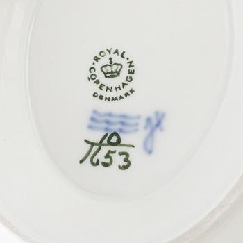 Royal Copenhagen, mat-och kaffeservis, 88 delar, porslin, "Blå blomst", Danmark.