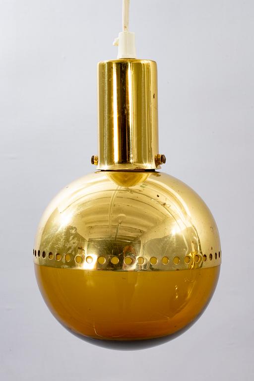 HANS-AGNE JAKOBSSON taklampor ett par 1900-talets senare del.